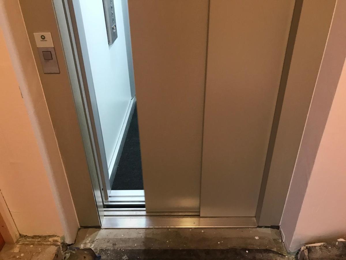 שווצינגן Hotel Berlin מראה חיצוני תמונה