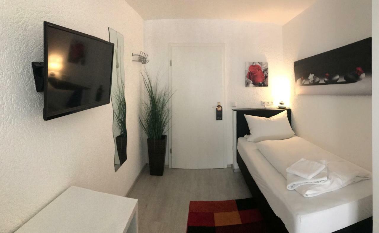 שווצינגן Hotel Berlin מראה חיצוני תמונה